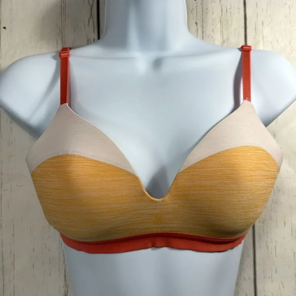 Victoria Secret Wireless Tricolor Soft Cup Lightly Padded T-shirt Front Logo Bra
